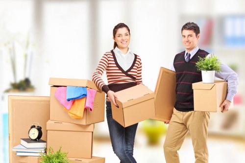 Preparation checklist and packing support for a Finsbury Park van move